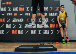 Lower limb force-time metric asymmetries in youth basketball players